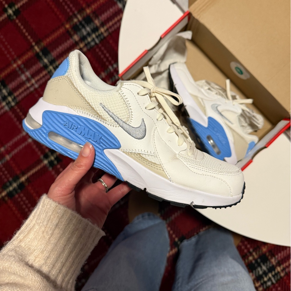 Nike Air Max Sneakers in Cream and Light Blue